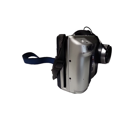Sony FD Mavica Interpolated 1.6 Megapixel Images Digital Camera Battery & Strap - Picture 2 of 6